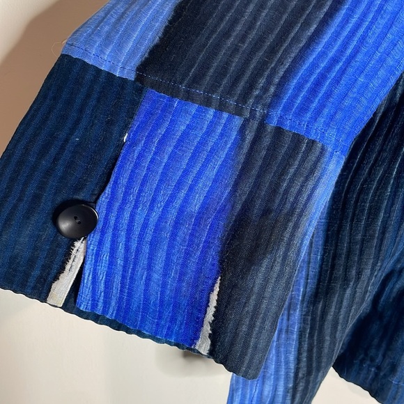 SOLD Kay Chapman | Women’s Colorful Silk & Linen Blend Button Down Shirt - Picture 3 of 7